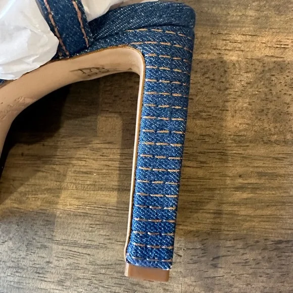 Schutz Keefa Casual Denim Sandal - Picture 8 of 9